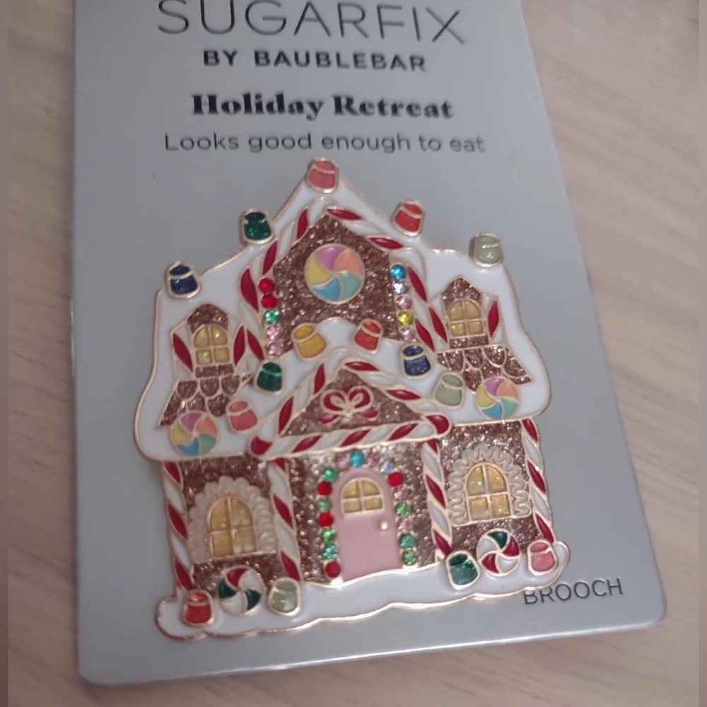 Sugarfix Baublebar Christmas Gingerbread House Enamel Charm Brooch Pin - Picture 1 of 1